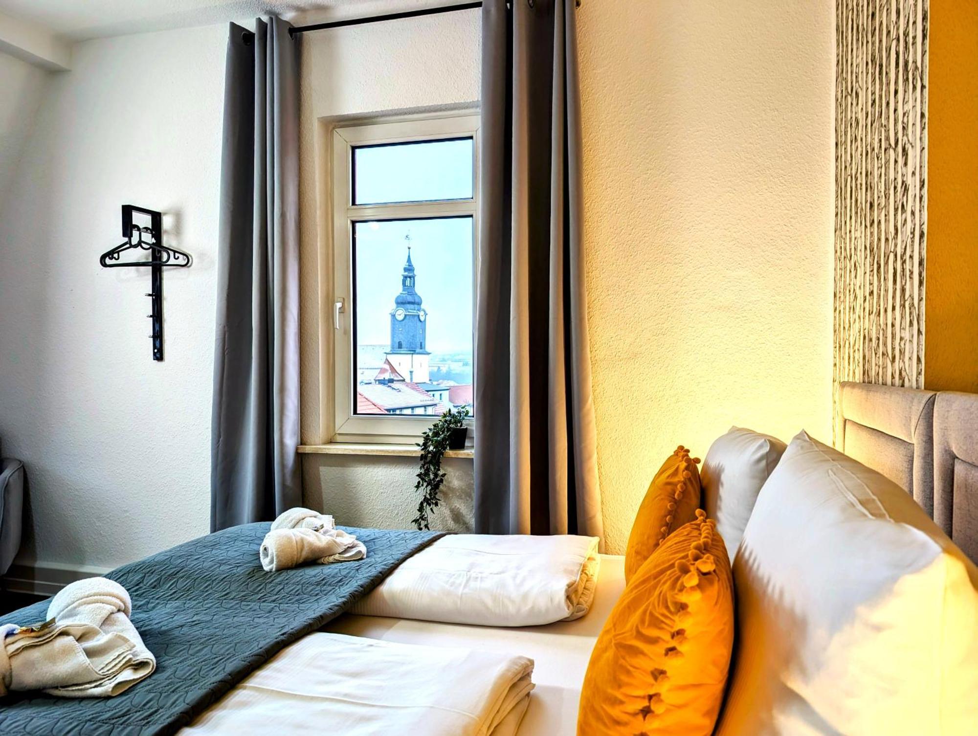 Bohnapartments - Topfmarkt Xxl Suiten - Neu In Top Zentrumslage, Vollausstattung, Wlan, Parkplaetze 伊尔梅瑙 外观 照片