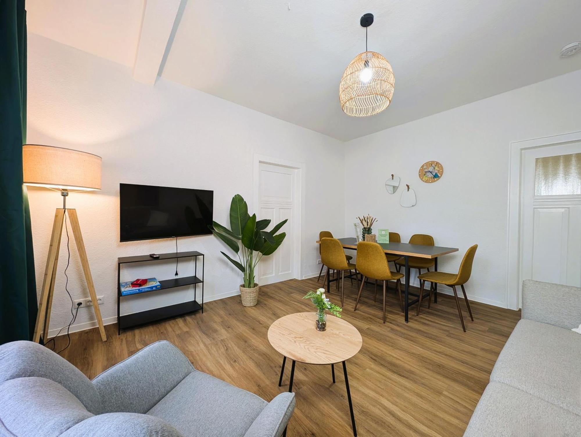 Bohnapartments - Topfmarkt Xxl Suiten - Neu In Top Zentrumslage, Vollausstattung, Wlan, Parkplaetze 伊尔梅瑙 外观 照片
