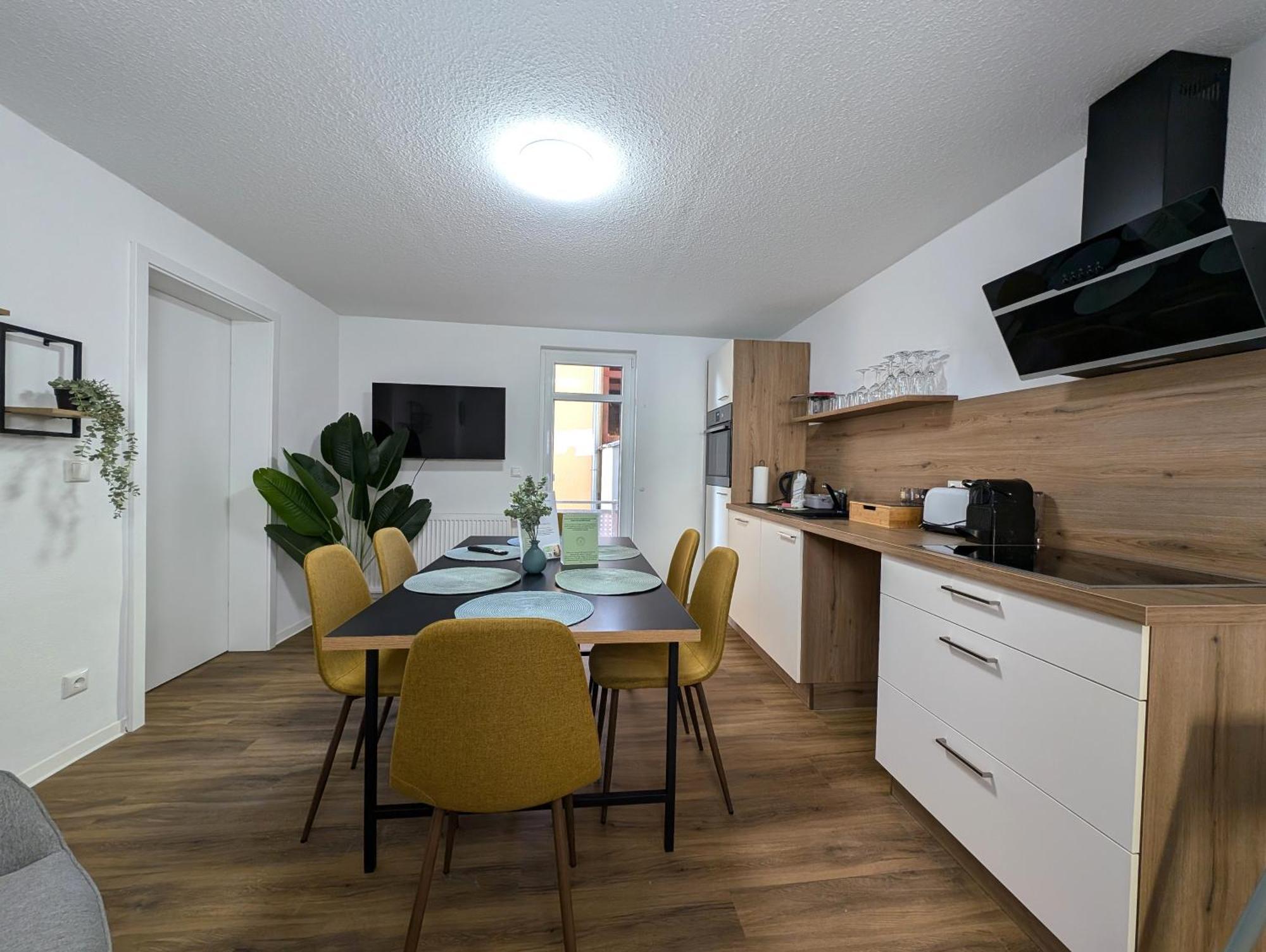 Bohnapartments - Topfmarkt Xxl Suiten - Neu In Top Zentrumslage, Vollausstattung, Wlan, Parkplaetze 伊尔梅瑙 外观 照片