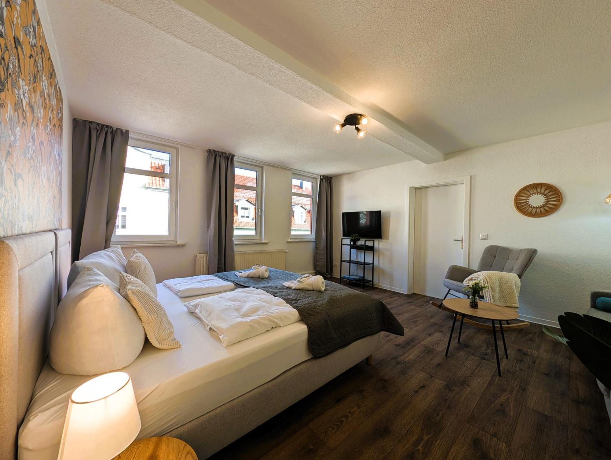 Bohnapartments - Topfmarkt Xxl Suiten - Neu In Top Zentrumslage, Vollausstattung, Wlan, Parkplaetze 伊尔梅瑙 外观 照片