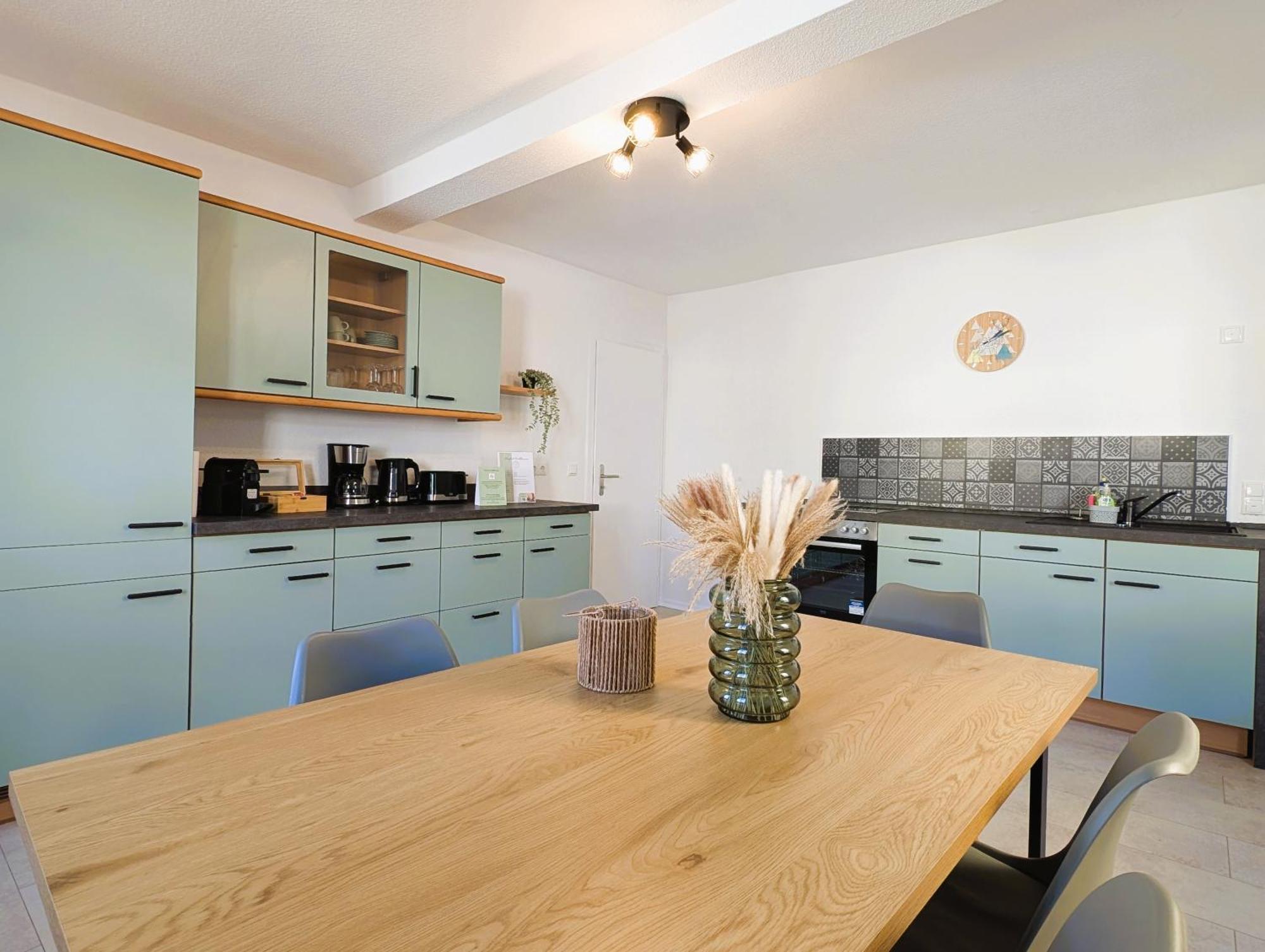 Bohnapartments - Topfmarkt Xxl Suiten - Neu In Top Zentrumslage, Vollausstattung, Wlan, Parkplaetze 伊尔梅瑙 外观 照片